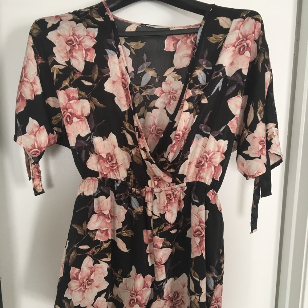 Black floral Romper size Large